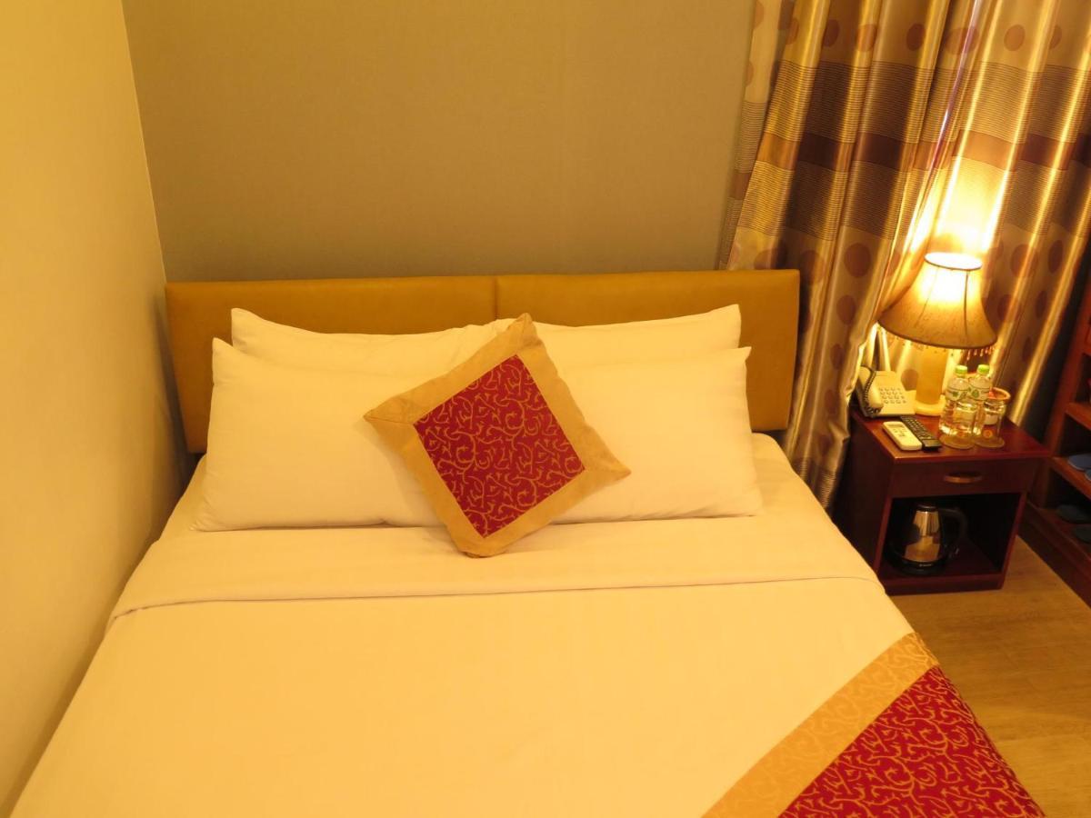 Sunflowers Hotel Airport Хошимін Екстер'єр фото